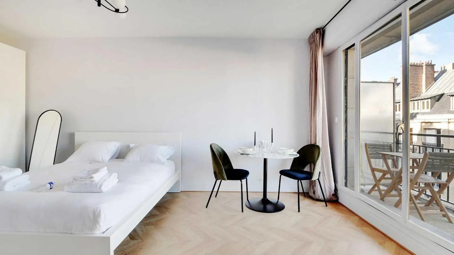 Apartment Elegant With Balcony - 2p - Trocadero-passy Paris