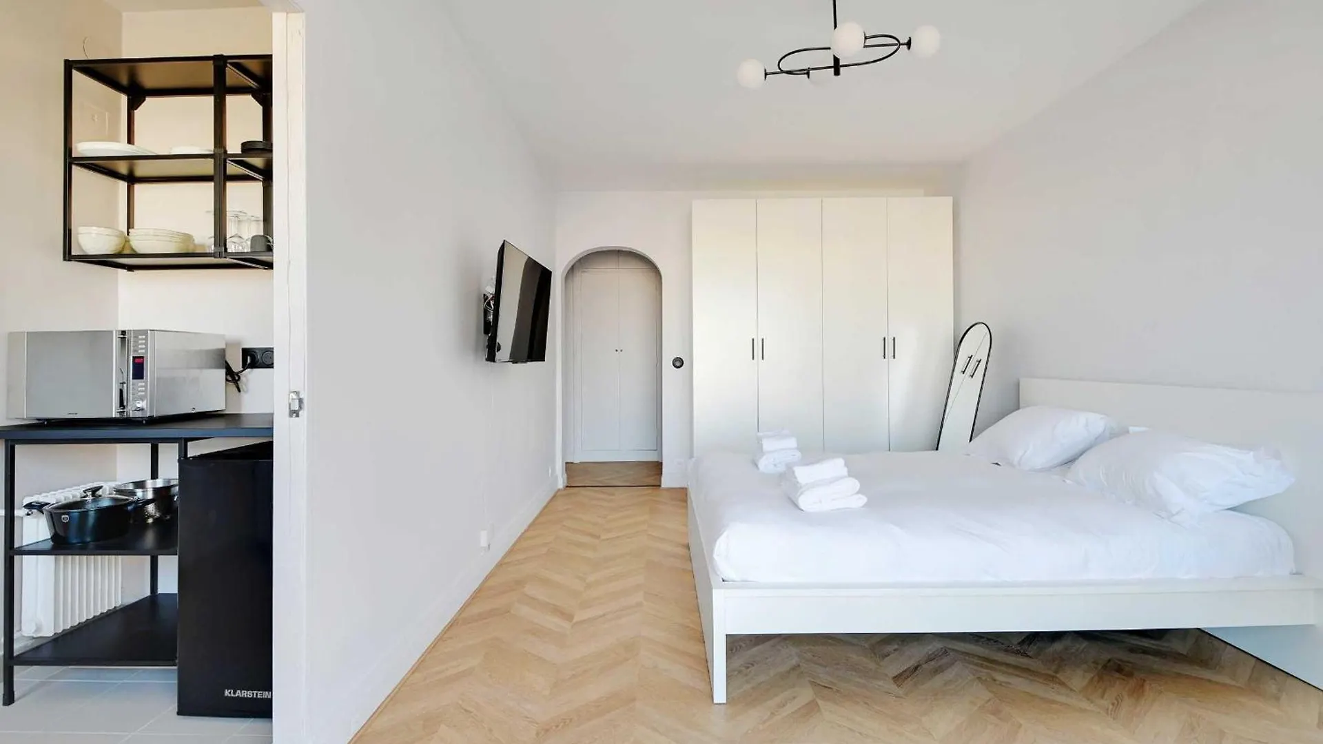 Apartment Elegant With Balcony - 2p - Trocadero-passy Paris
